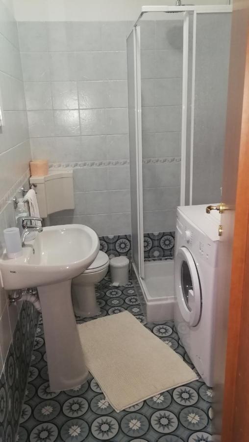 Studio Apartman Erika Ližnjan Buitenkant foto